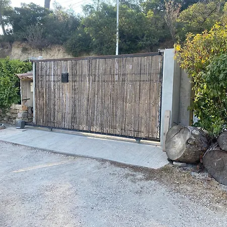 La Du Moulin * Saint-Cyr-sur-Mer